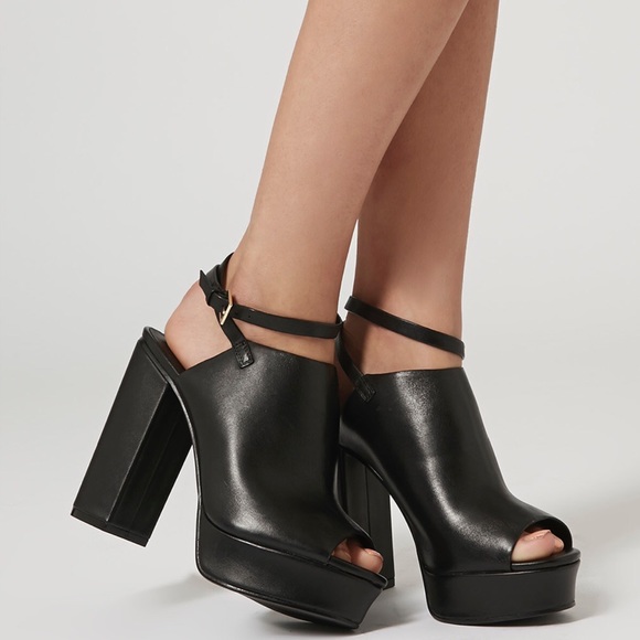 Topshop Shoes - ➖TOPSHOP • SAGITTARIUS PLATFORMS 👠🔥